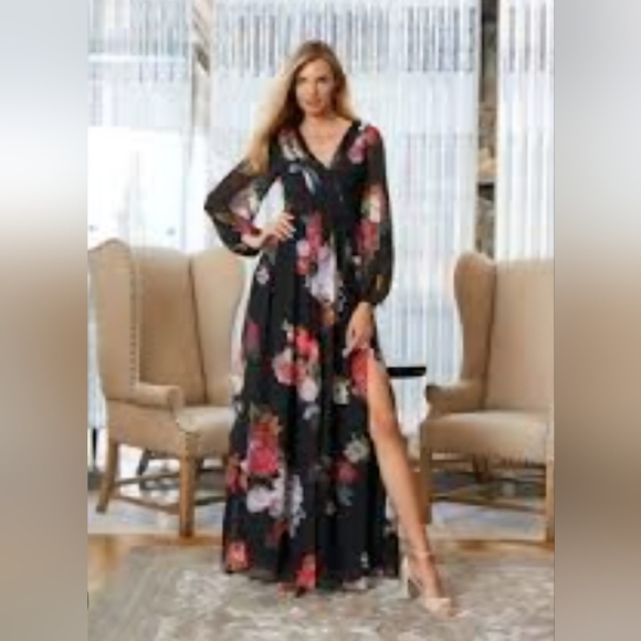Adrianna Papell Maxi Dress - Picture 1 of 12